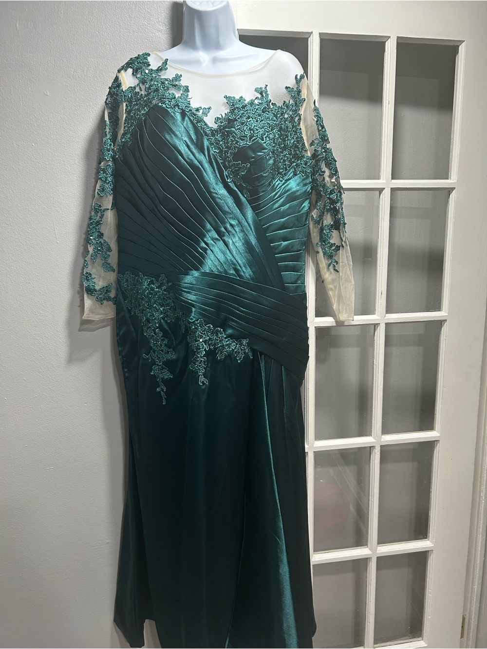 Emerald Green Lace-Appliqué Satin Wedding Dress with Illusion Sleeves